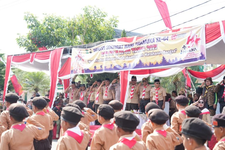sekda kota bima_gerak jalan