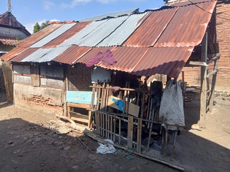 rumah reot-bedah rumah